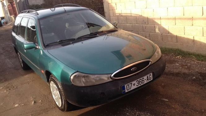 Ford Mondeo 