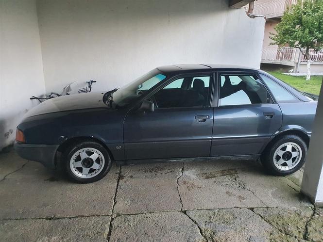 Audi 