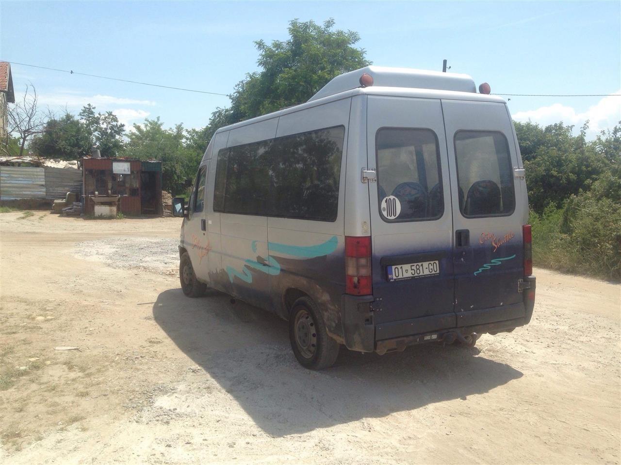Mini-bus--