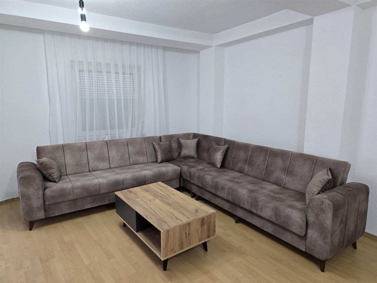 BANESË-ME-QIRA-2+1-NË-ARBËRI--DRAGODAN-
