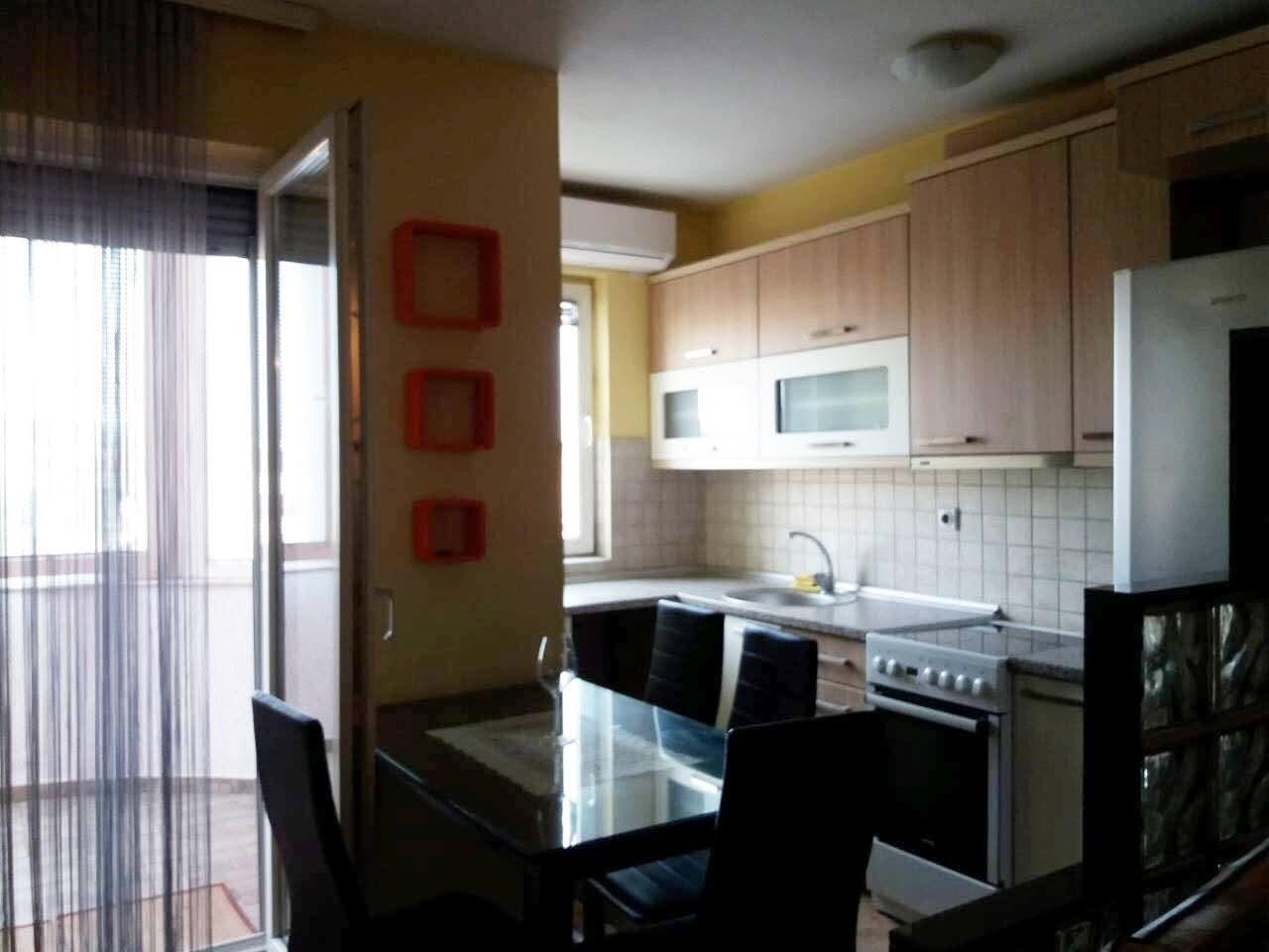 Banes-me-Qira-3-dhomshe-80m2-kati-5-Lagja-Aktash