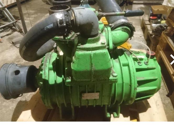 Pump per cistern
