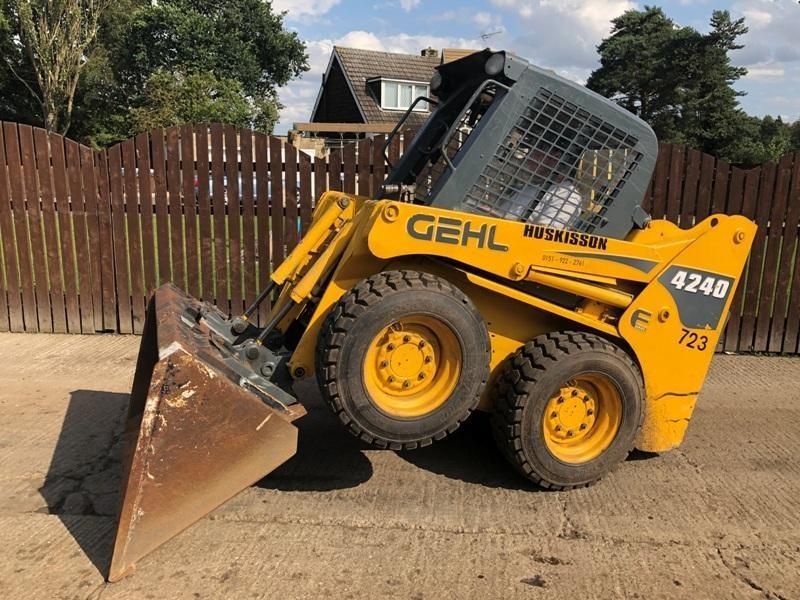 2011-GEHL-4240