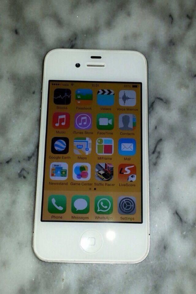 iPhone-4--16-GB