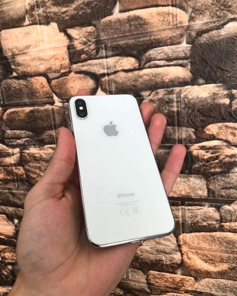 Iphone-X---Face---