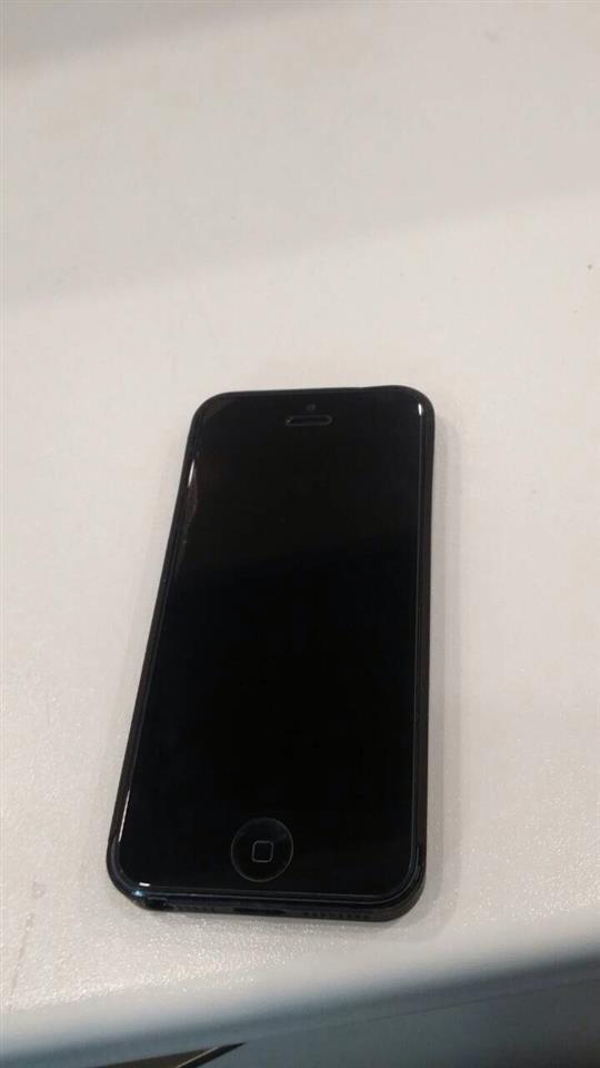 Shitet-IPHONE-5-----