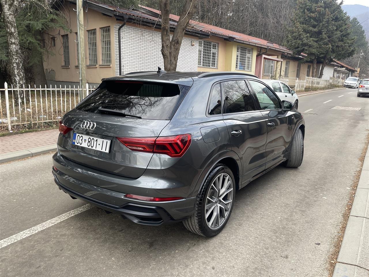 Audi-Q3