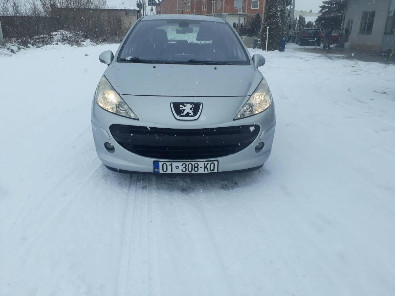 Peugeot-207