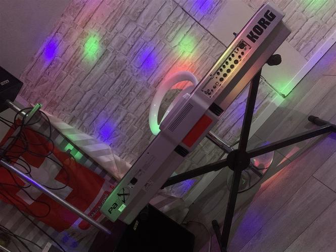 Korg Pa1x 
