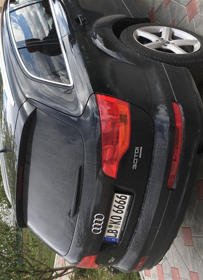 Audi-Q7-