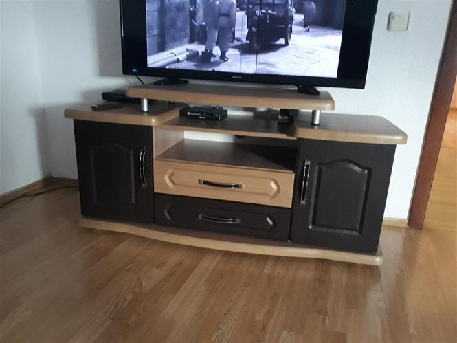Komod tv