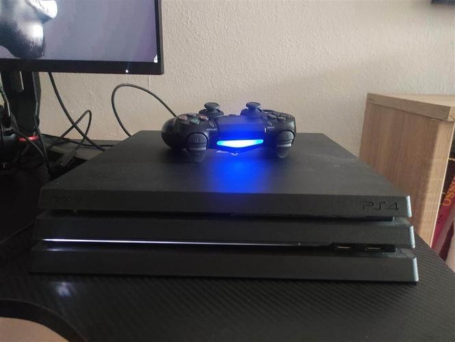 Shitet PS4 PRO