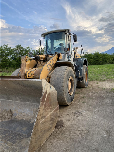 Shitet Liebherr 554