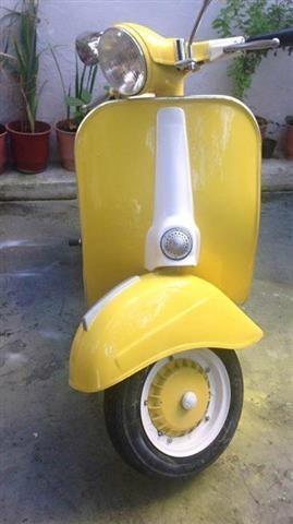 Vespa gl