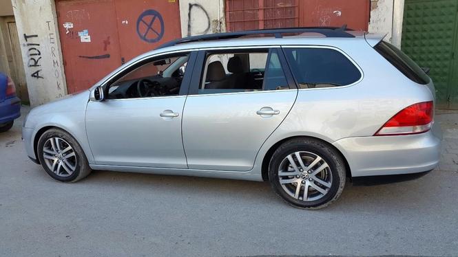 VW Golf -08
