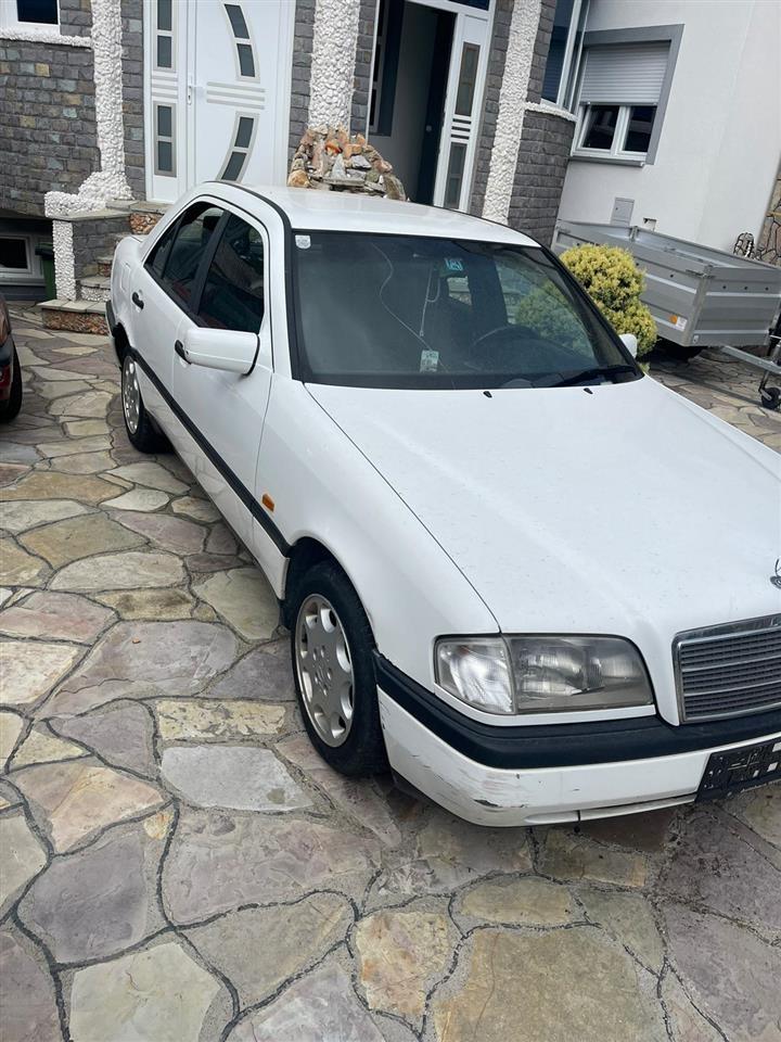 Mercedes-