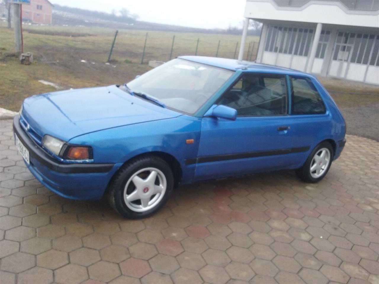 mazda323