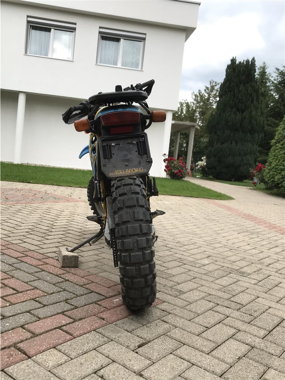 Cross