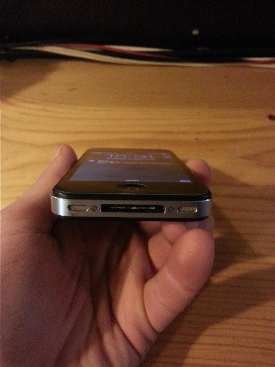 shitet-iphone-4-