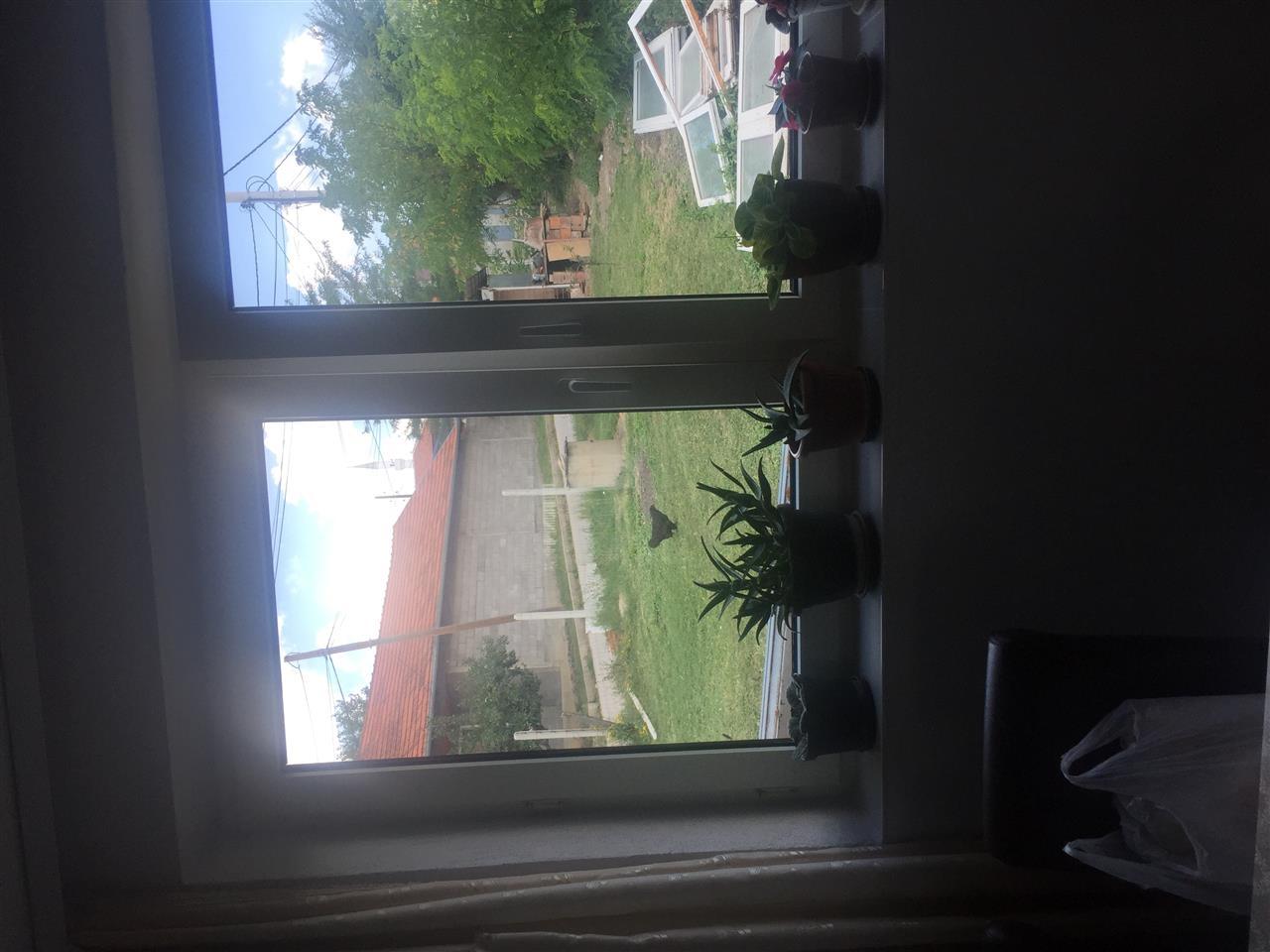 Dritare-plastike-
