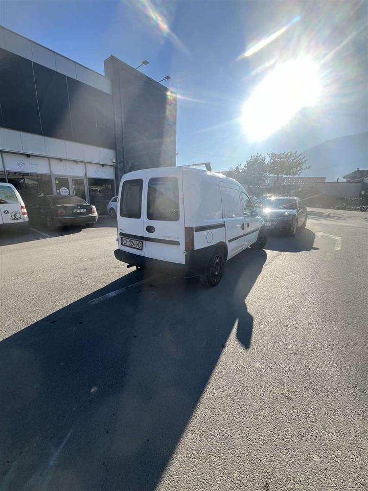 Opel-Combo