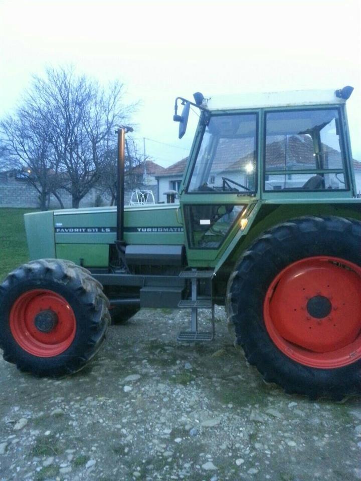 TRAKTOR