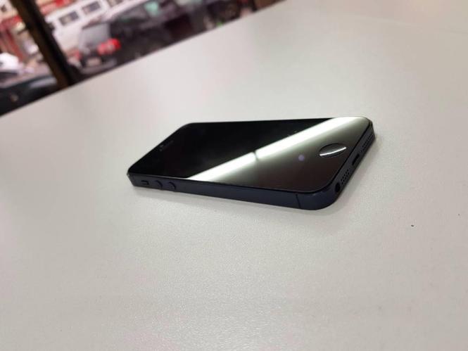 iPhone 5 