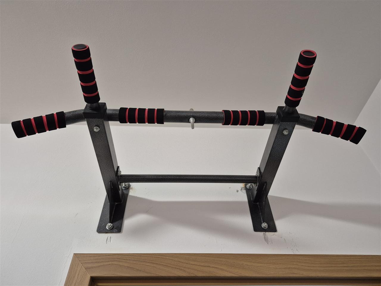 Shitet-Pull-up-bar