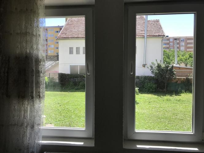 Derë dhe dritare