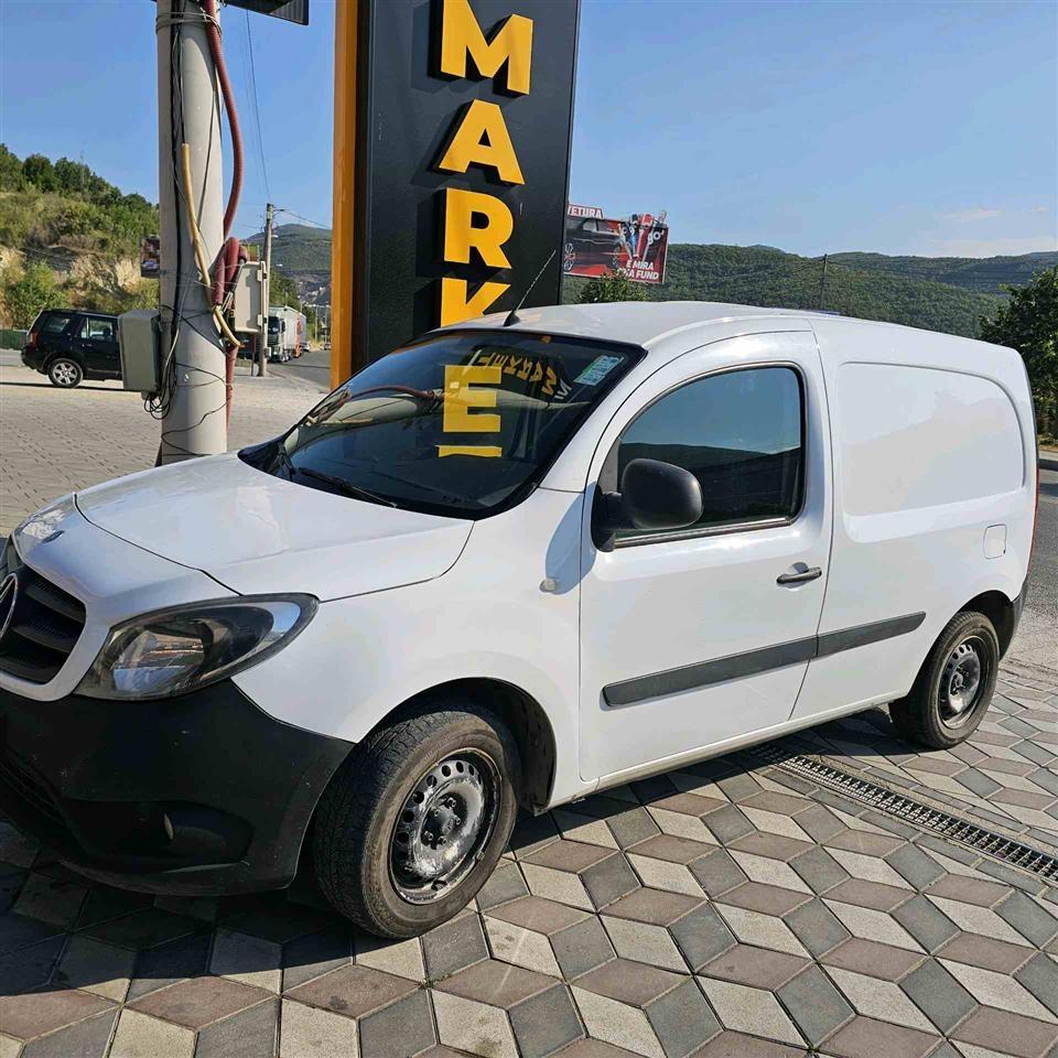 mercedes-cita-109-CDI
