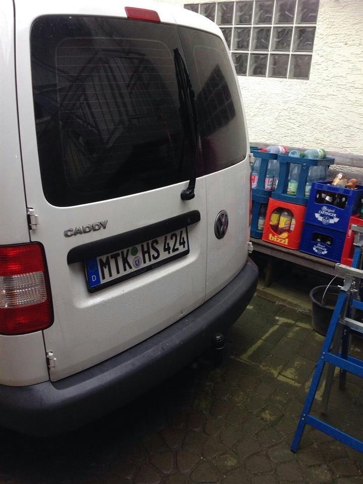 VW-Caddy--05-