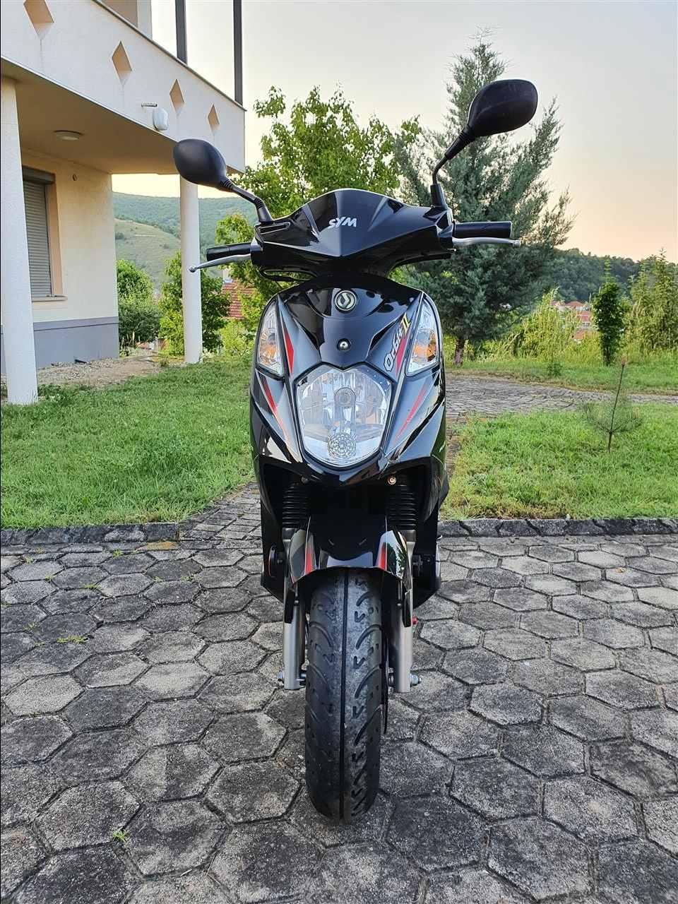 Sym-4T