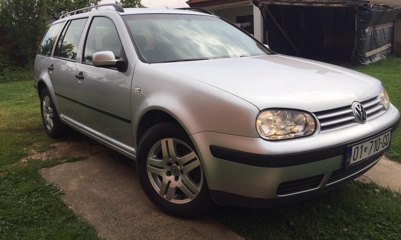 VW-Golf-4