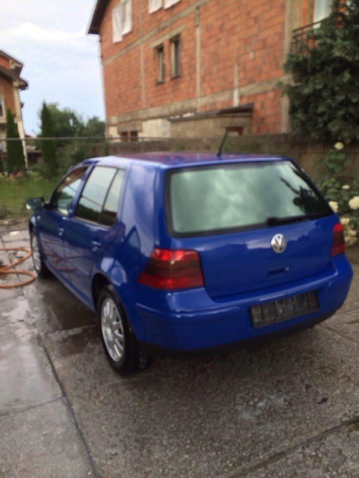 VW-Golf-4-