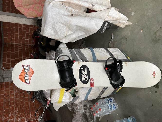 snowboard