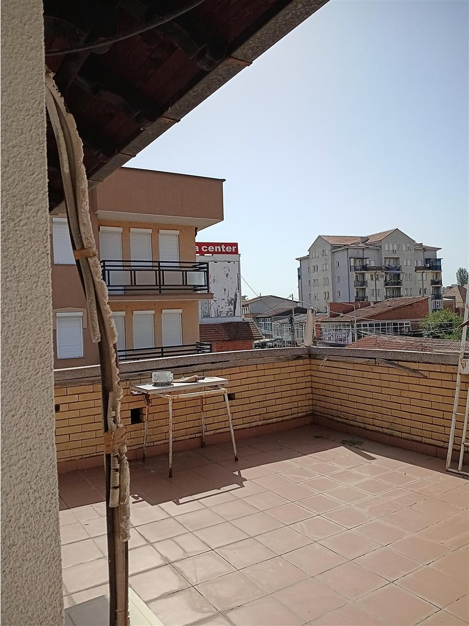 Shtepi-me-qera-200m2