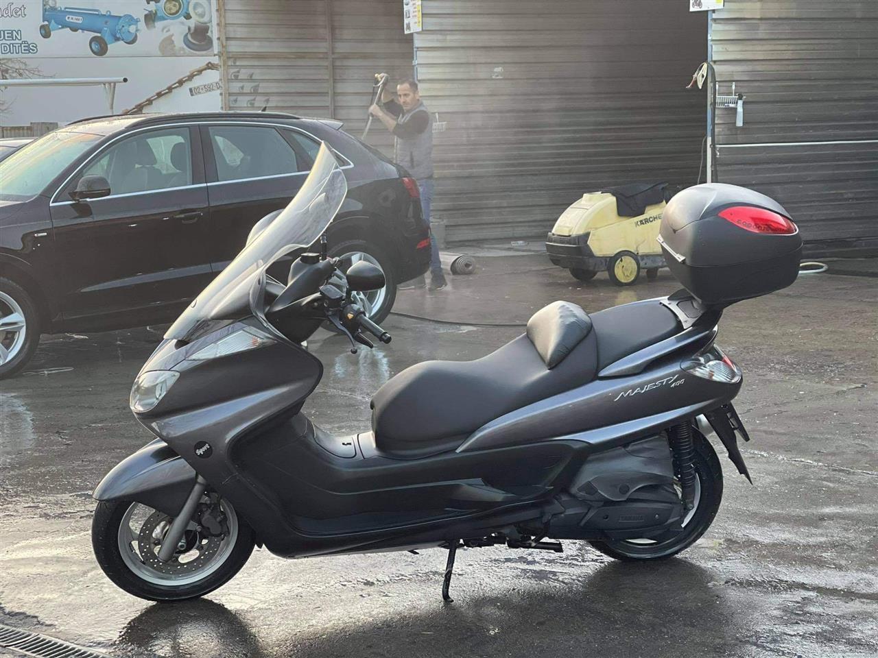 Yamaha-T400
