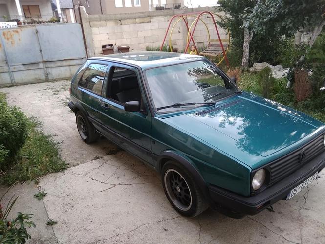 Golf 2 