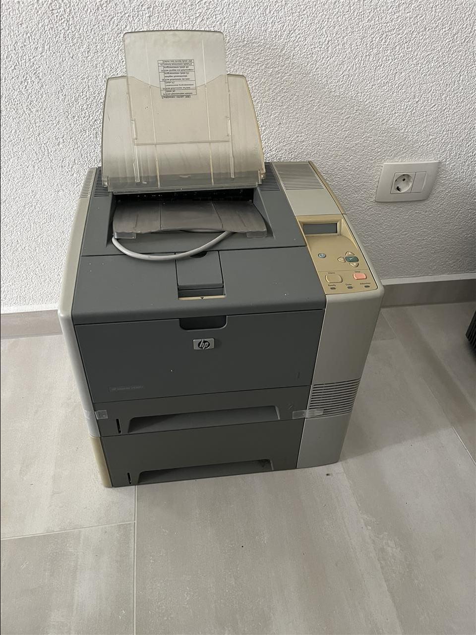 Monitor-dhe-printer