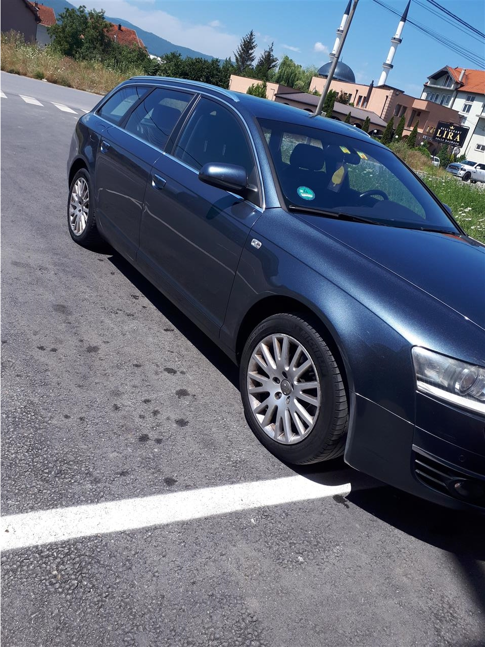 Audi