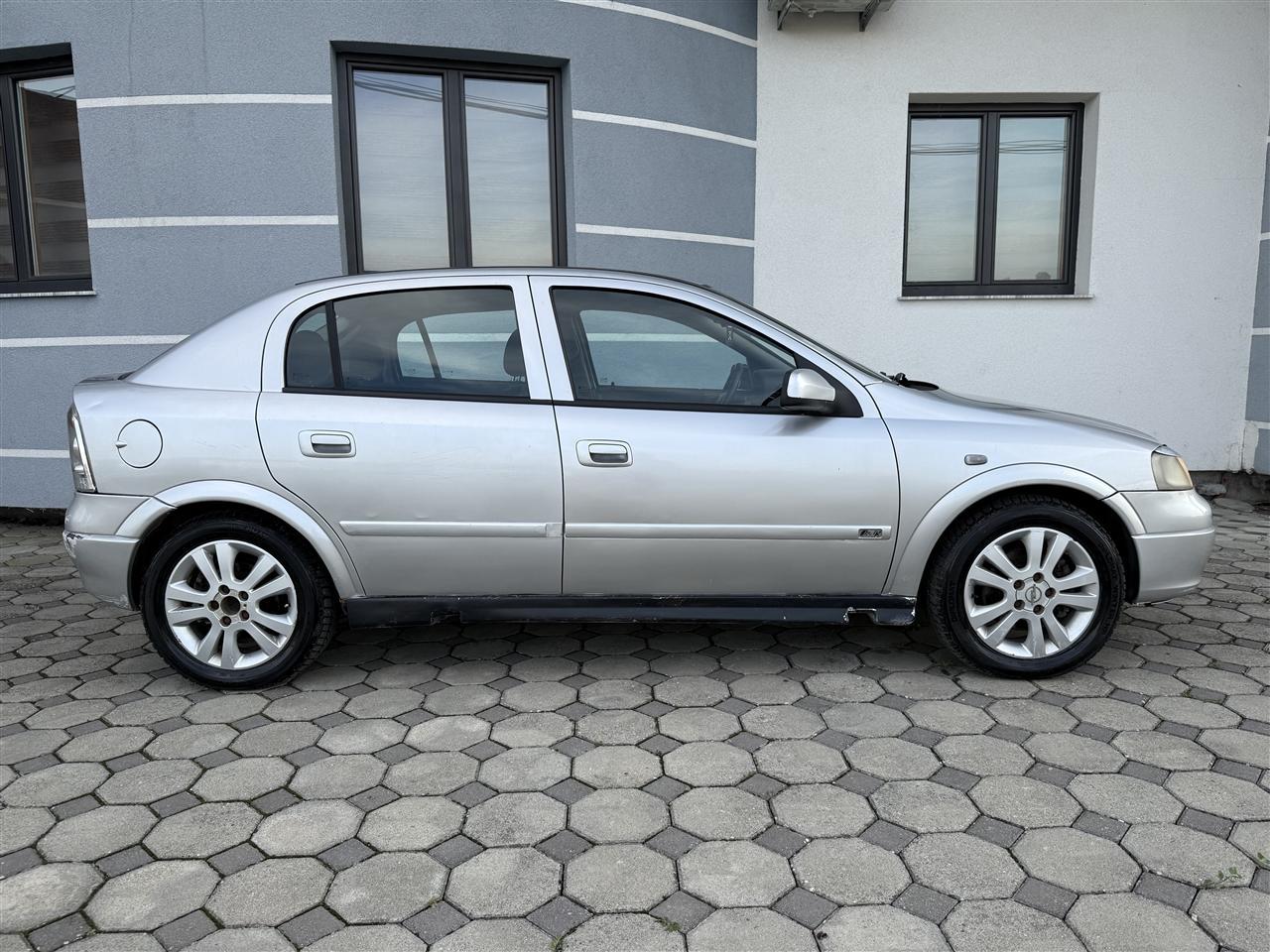 -Opel-Astra-2-0-DTI-