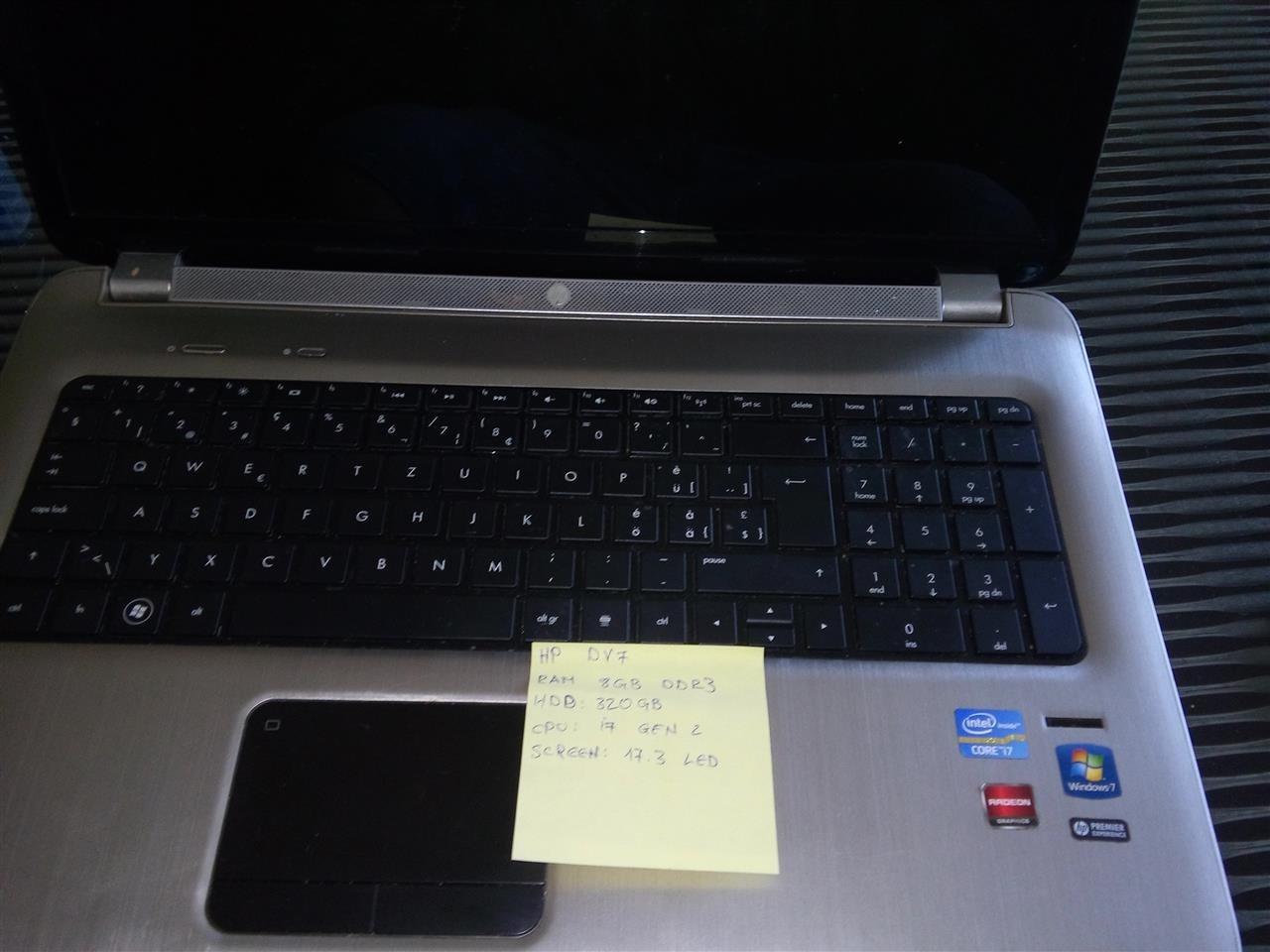 Lap-top