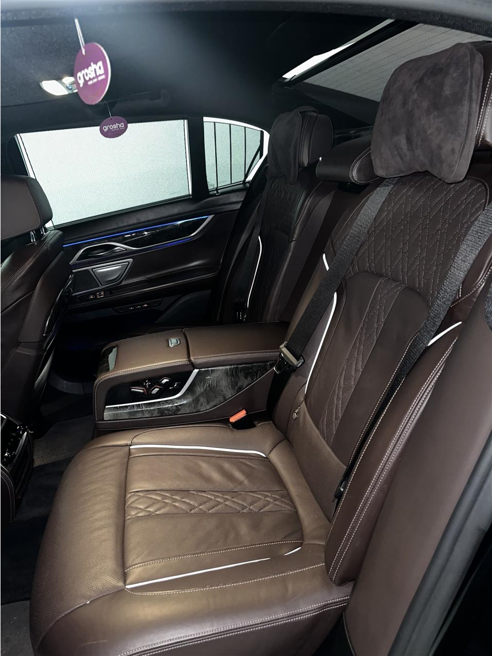 bmw-730-2020