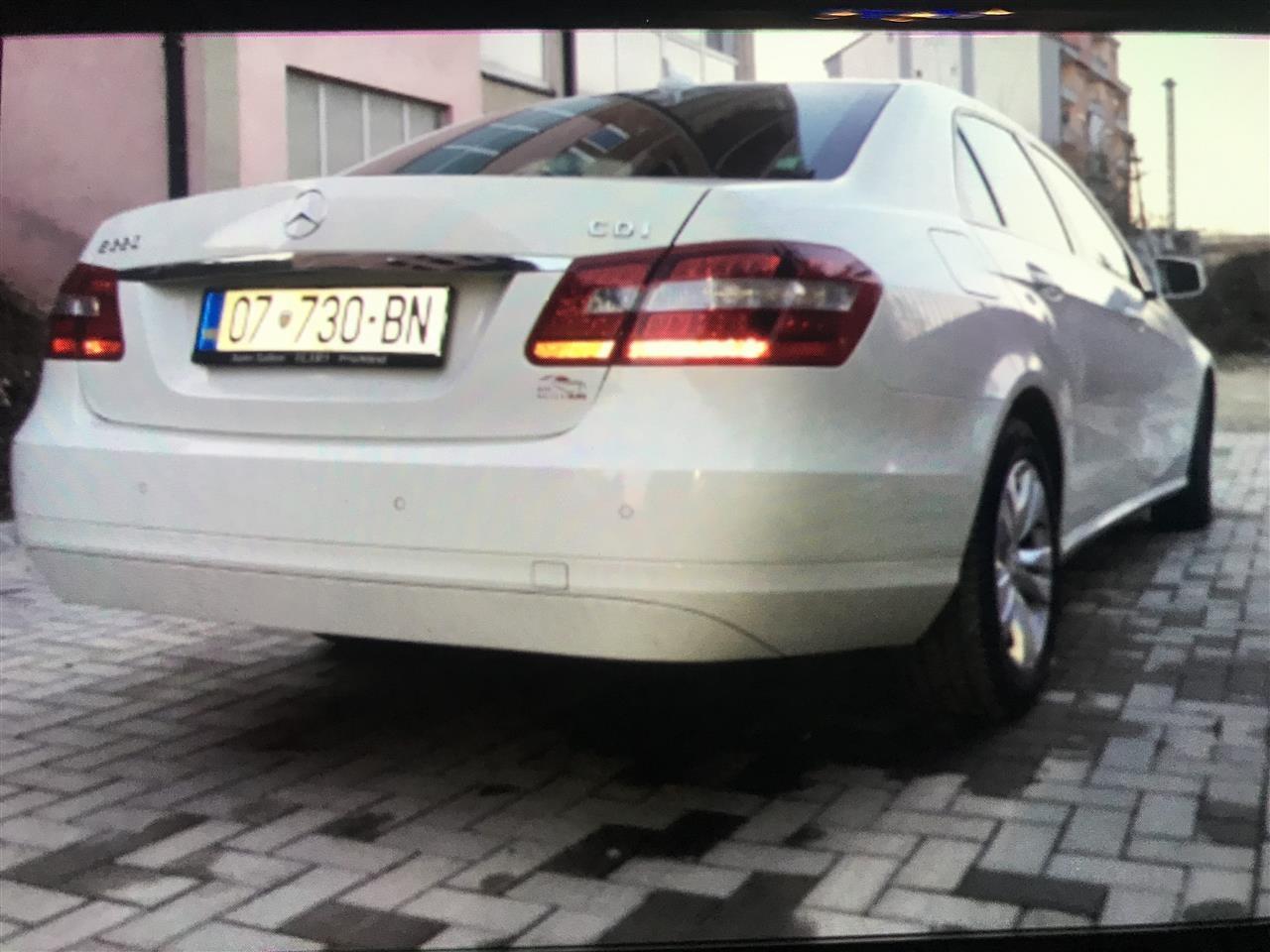 Mercedes-E220-CDI---2011