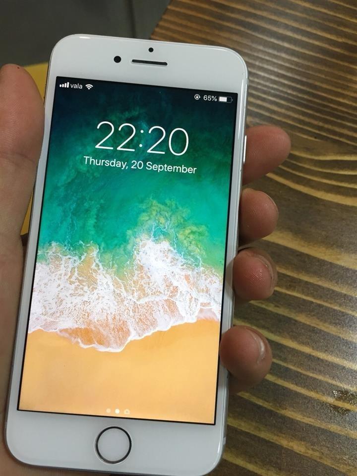 Shes-iphone-8-