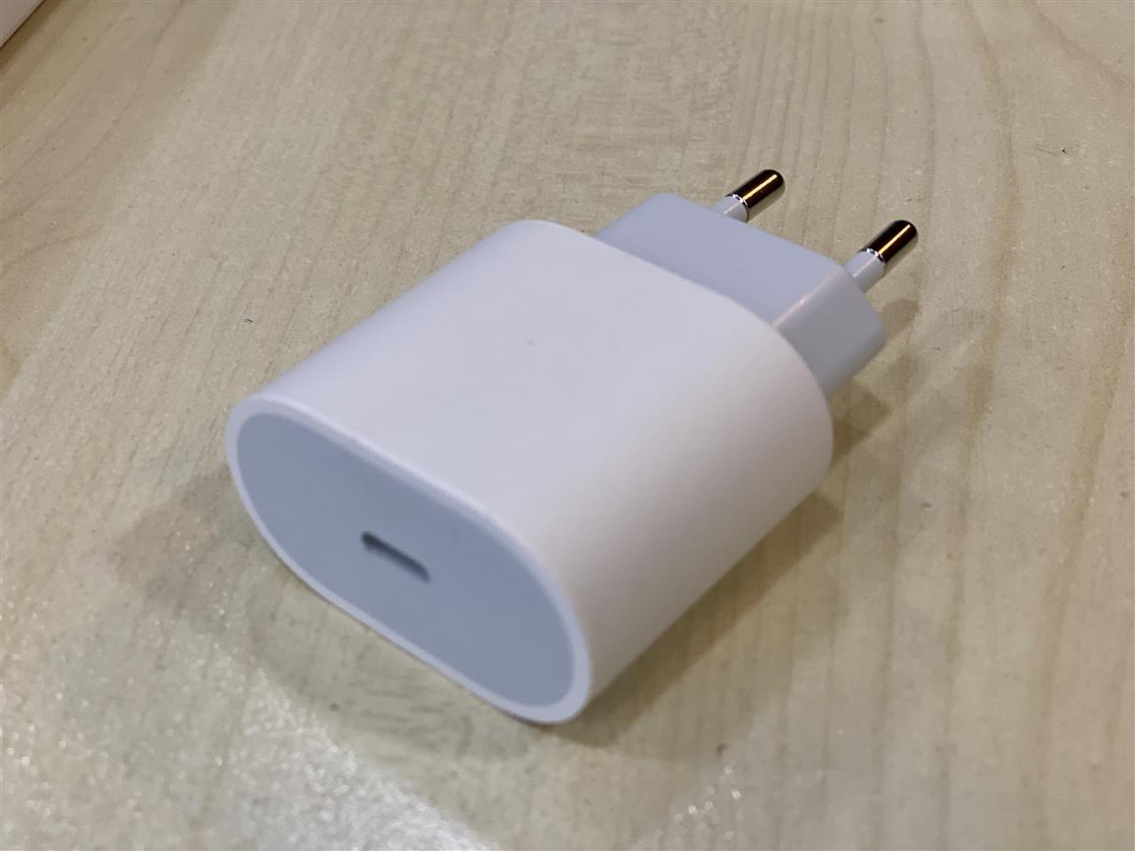 Adapter-orginal-11-pro-max-