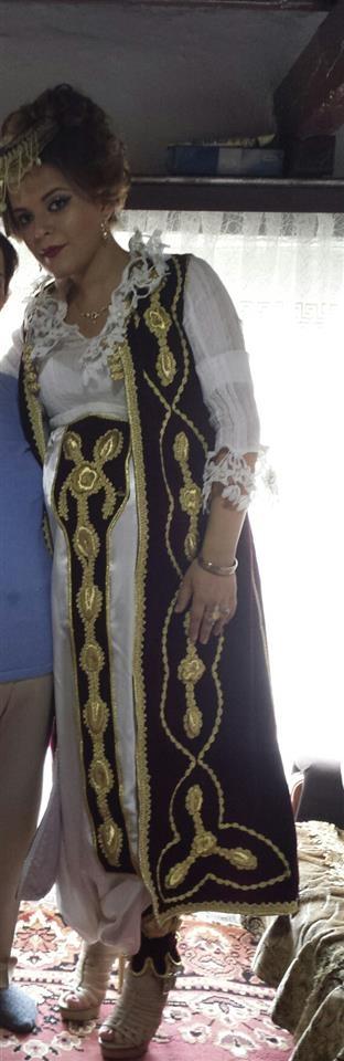 Dollama-