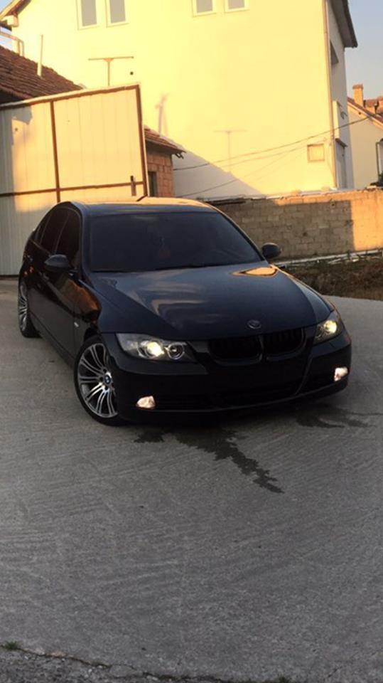 BMW-320D