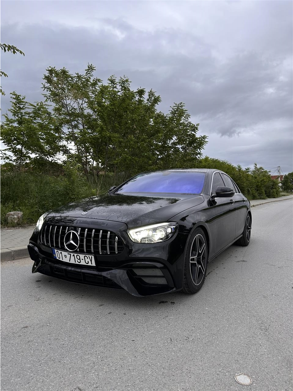 Mercedes-E-class-200d-New-Model-