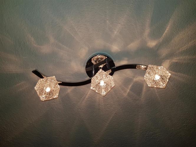 Llustera